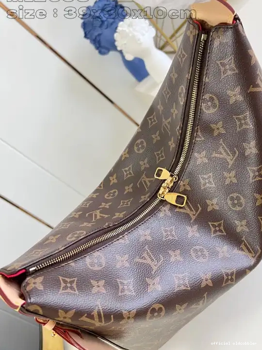Official oldcobbler MM-39x30x10cm Slouchy VUITTON LOUIS 0527